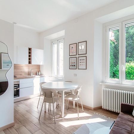 Casa Giulini - The House Of Travelers Apartment Como Bagian luar foto
