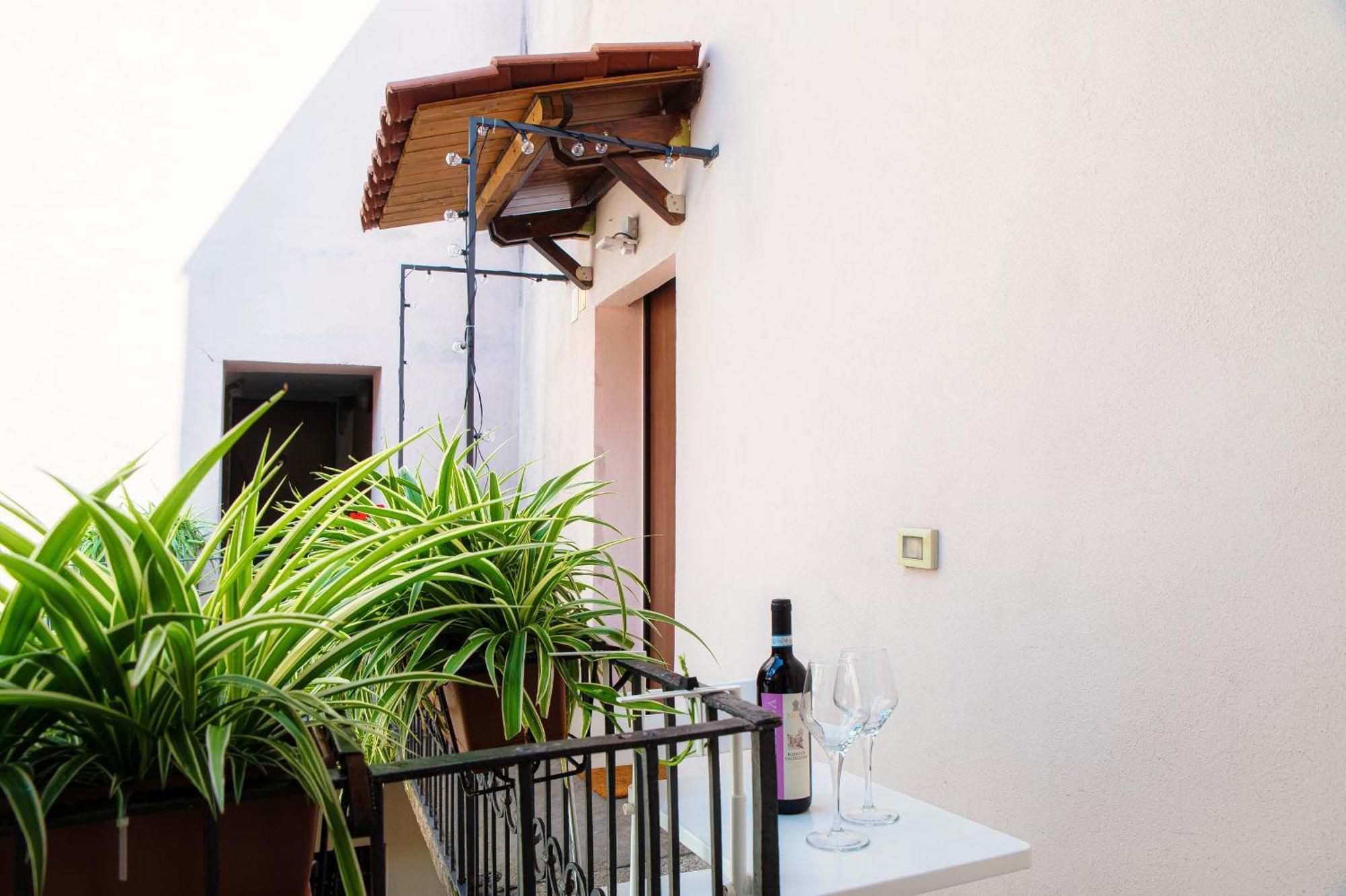 Casa Giulini - The House Of Travelers Apartment Como Bagian luar foto