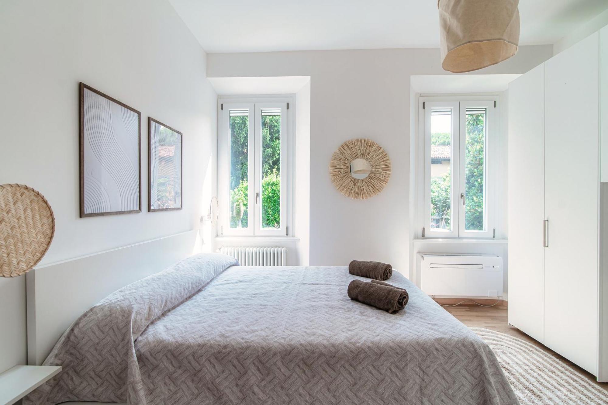 Casa Giulini - The House Of Travelers Apartment Como Bagian luar foto